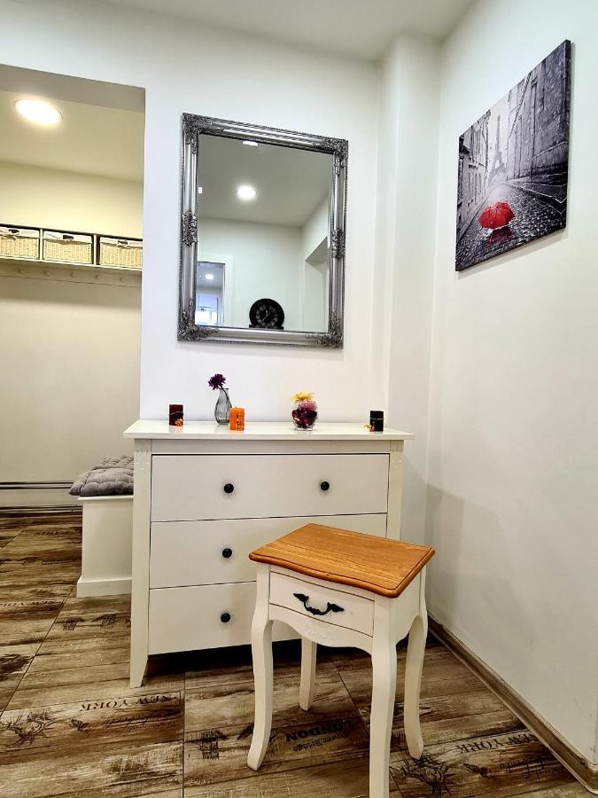 Best Apartment Central Hunedoara Exterior foto