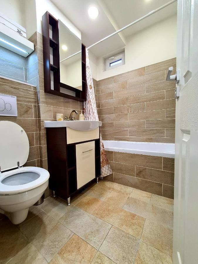 Best Apartment Central Hunedoara Exterior foto