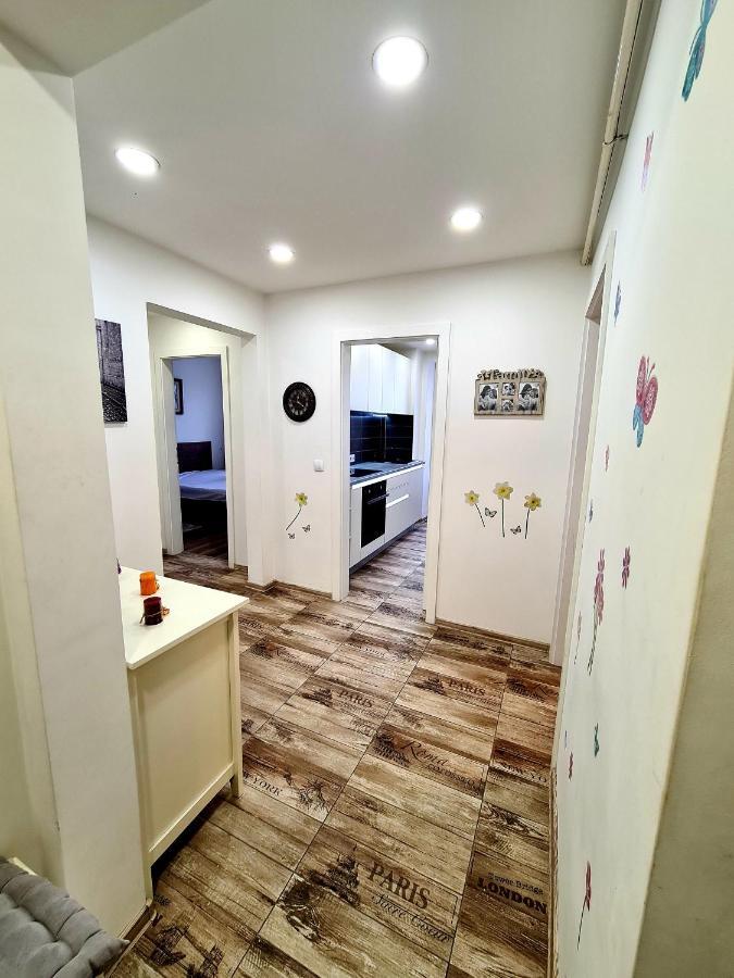 Best Apartment Central Hunedoara Exterior foto